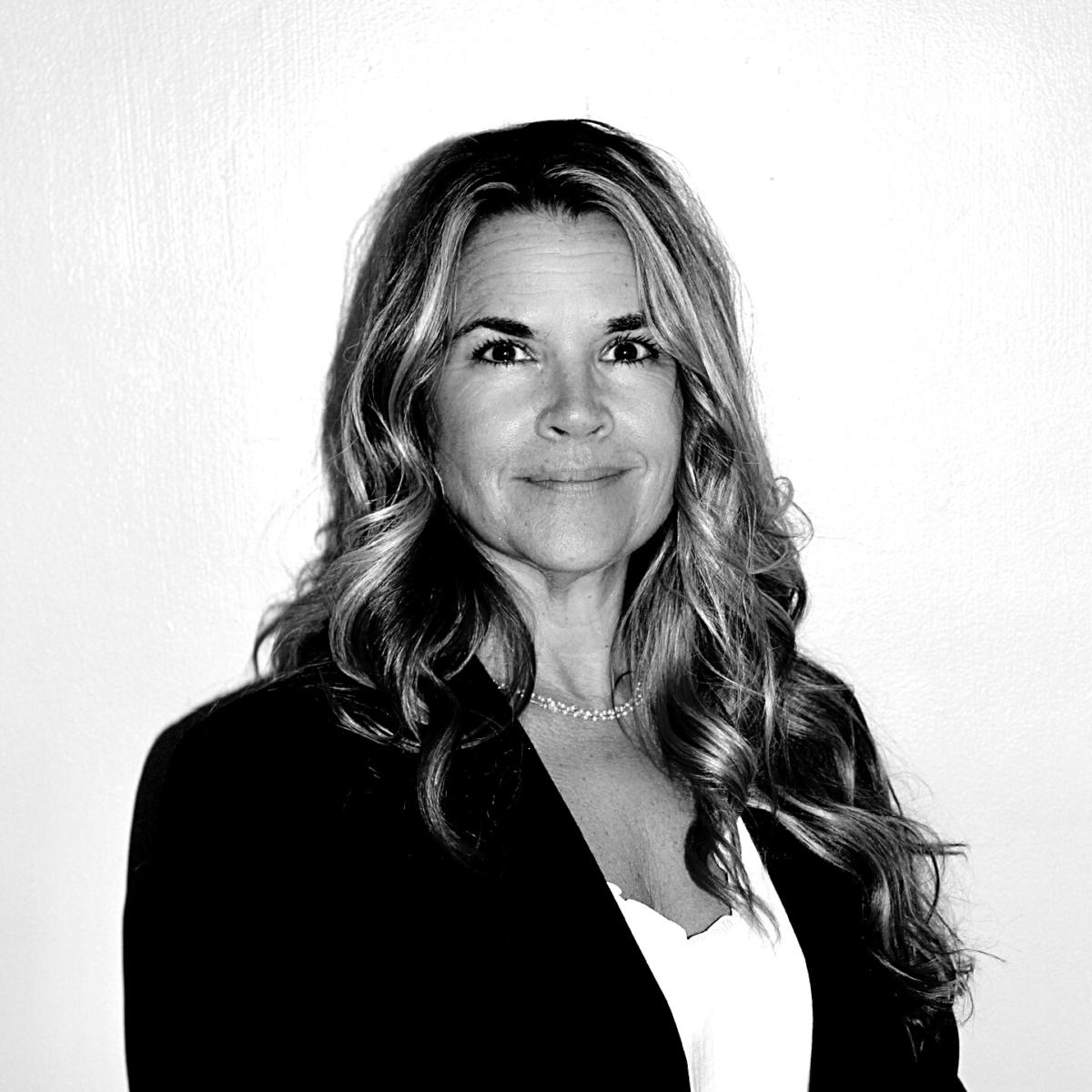 Lisa Stratton